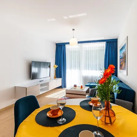 Apartment Apatramenty U Ireny - Blizej Morza Kolobrzeg